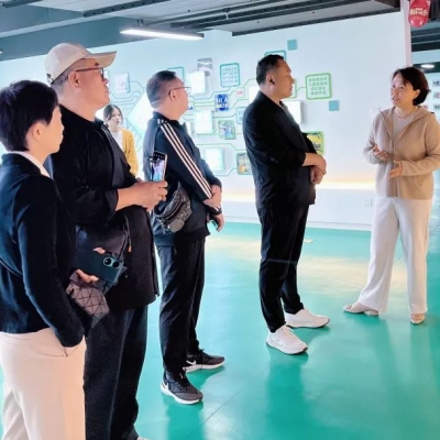 河北正定縣王素剛縣長一行考察調研迷你高球項目